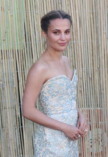 Alicia Vikander