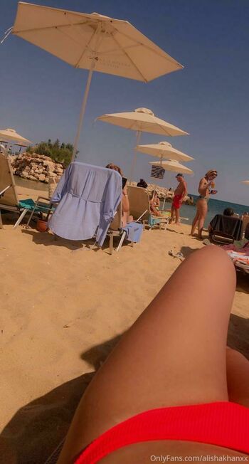 alishaakhanxx