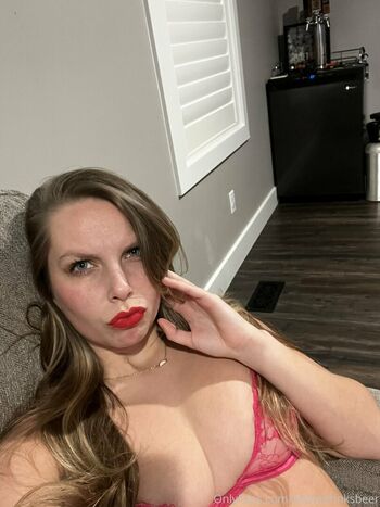 alishadrinksbeer