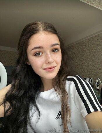 alisonlinsy1