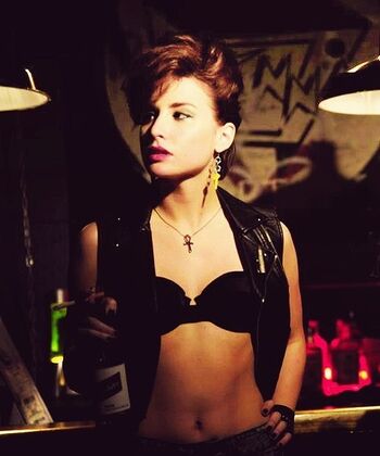 Allison Scagliotti