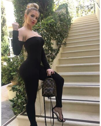 Amanda Elise Lee
