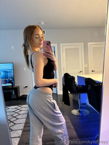 Ambermooody