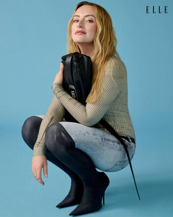 Amelia Dimoldenberg