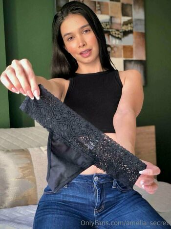 amelia_secret