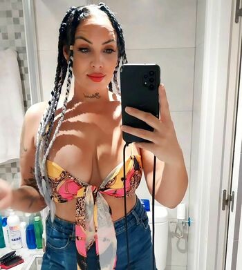 Ana Bella