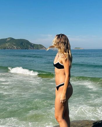 Ana Júlia
