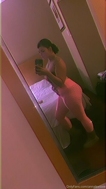 anastasia_d10r