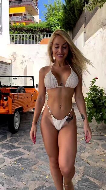 anastasiajadore