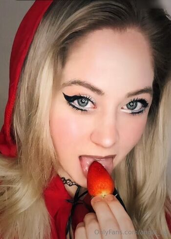 angel_ng__