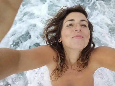 Angela Lavilla Canedo