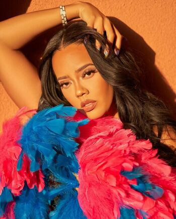 Angela Simmons