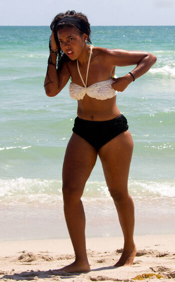 Angela Simmons