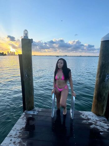 Angela Simmons