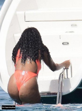 Angela Simmons