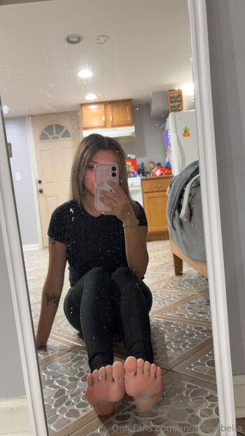 angelfeetbella