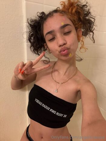 angelicaaaaa