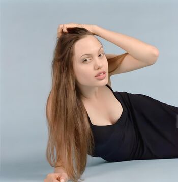 Angelina Jolie