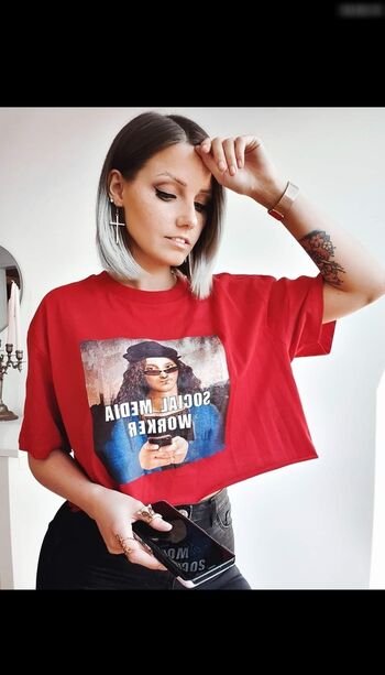 Angi.Unique