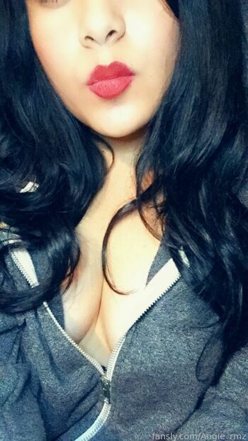 Angie_rmz