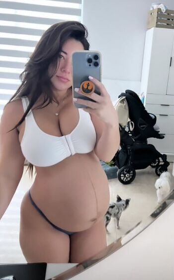 Angie Varona