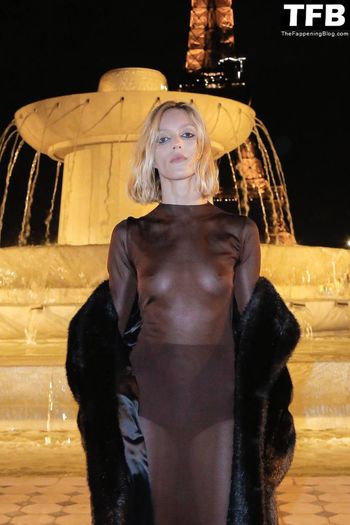 Anja Rubik