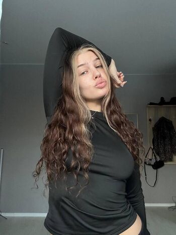 anna_six