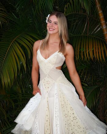 Annabel Lucinda