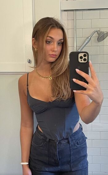 Annabelle Gesson