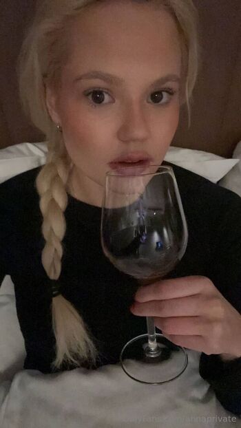 annaprivatee