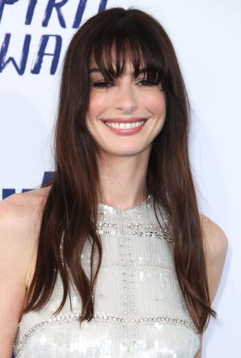 Anne Hathaway