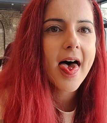 AnnieFuchsia