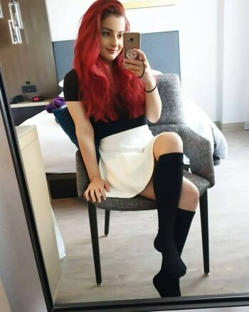 AnnieFuchsia