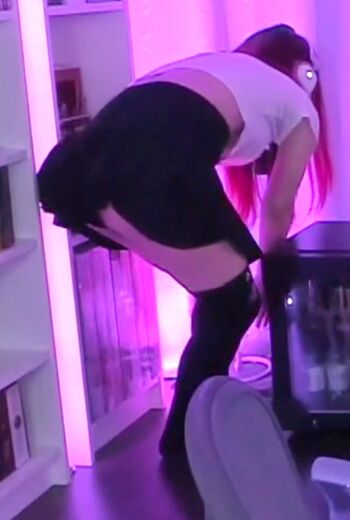 AnnieFuchsia