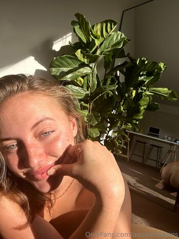 anniekrobbins