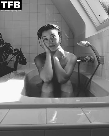 Anny Aurora