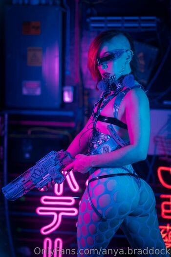 anya.braddock
