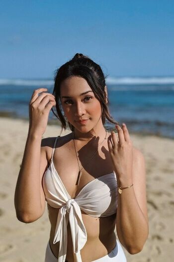 Anya Geraldine