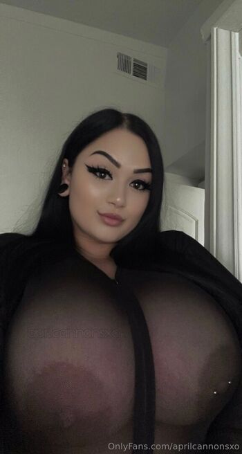 aprilcannonsxo