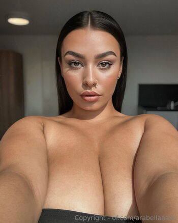 arabellaaaxo