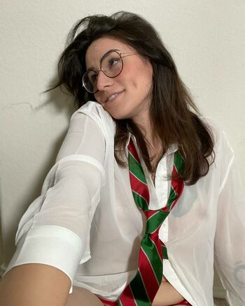Arden Hart