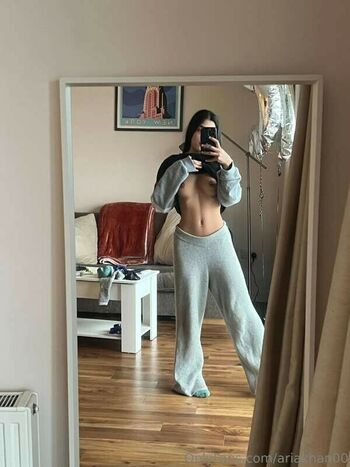 Aria Khan