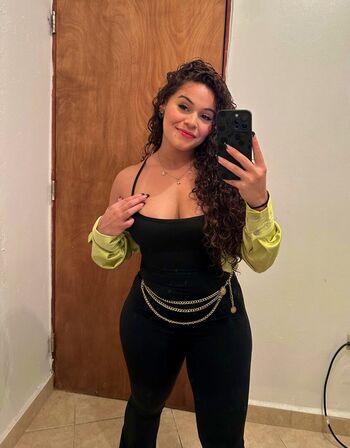 Arianna_odettee