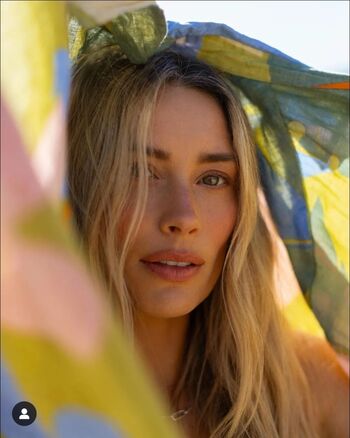 Arielle Vandenberg