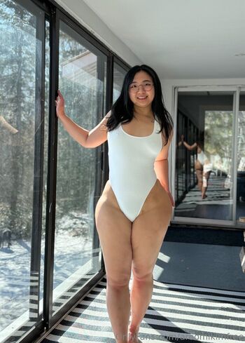 Aroomi Kim