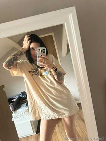 Arryn Zech