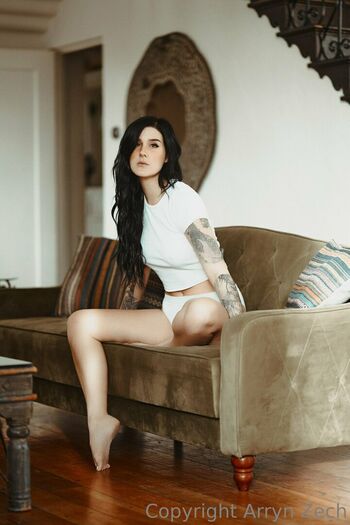Arryn Zech