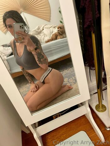 Arryn Zech