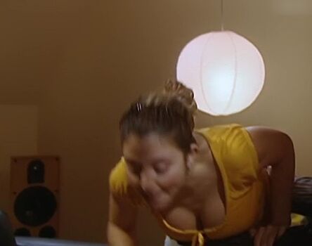 Arzu Bazman