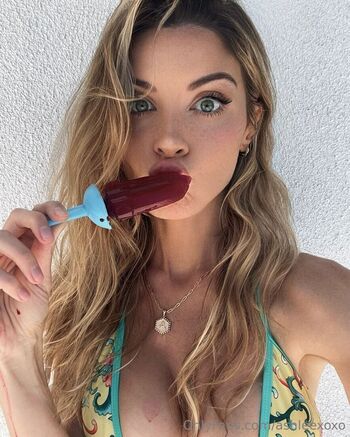 ashleexoxo